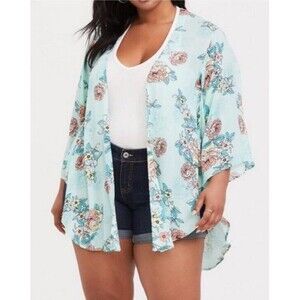 Torrid 1X 2X Shirttail Kimono Floral Crepe Blue Drape Open Front Boho Rayon